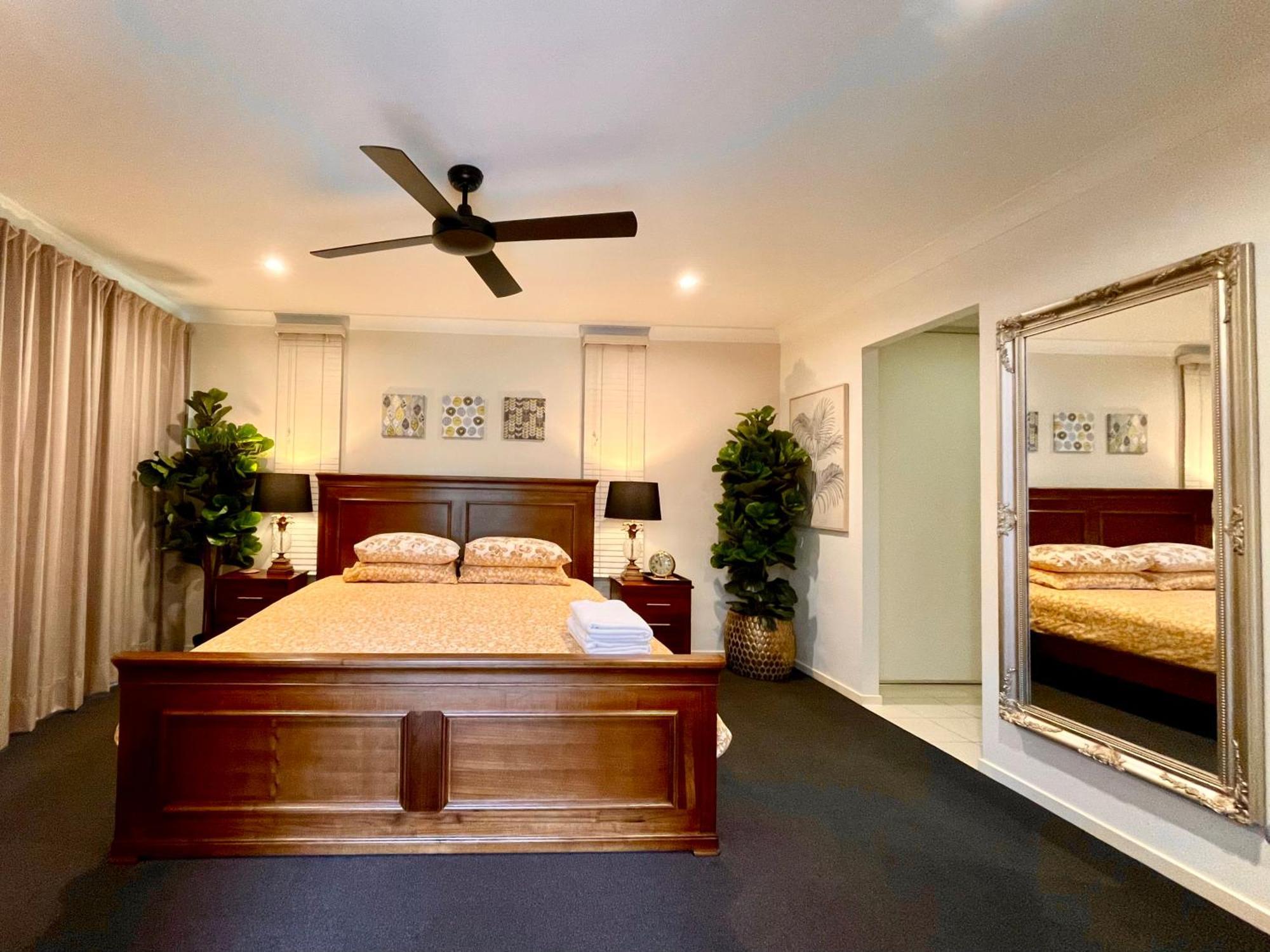 Spacious Hideaway Retreat, Brookfield, Brisbane Exterior photo